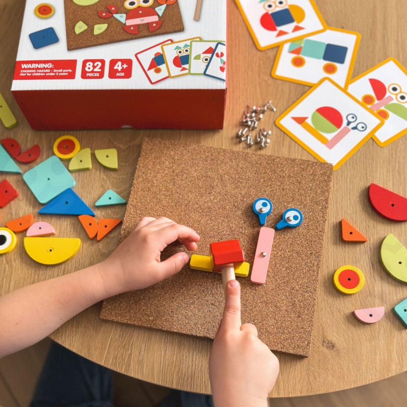 WOOPIE GREEN Houten Hamer- en Spijkerbord - Puzzel 20 Patronen - 82 Stuks - FSC Certificaat