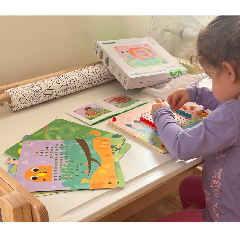 TOOKY TOY Puzzel met Prikpennen en Stekkers