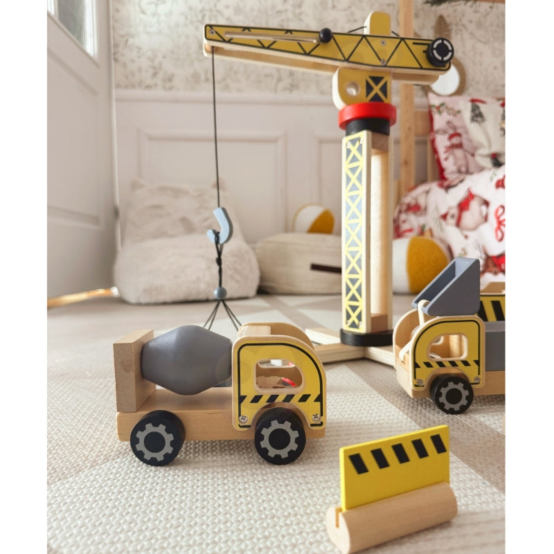WOOPIE GREEN Houten Bouwplaats 5-in-1 Met Beweegbare Kraan - XXL Bouwvoertuigen 13 stuks
