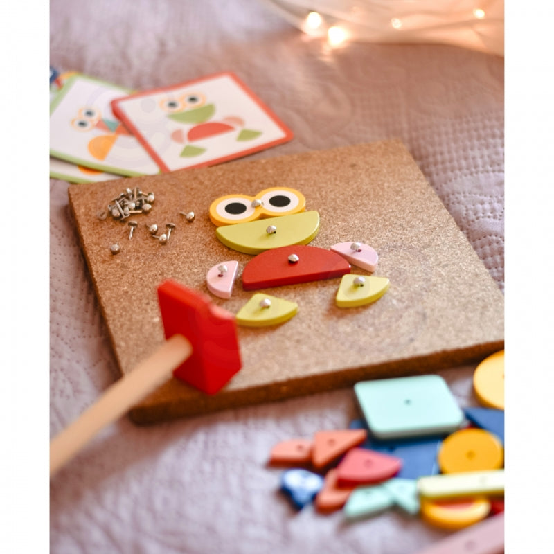 WOOPIE GREEN Houten Hamer- en Spijkerbord - Puzzel 20 Patronen - 82 Stuks - FSC Certificaat