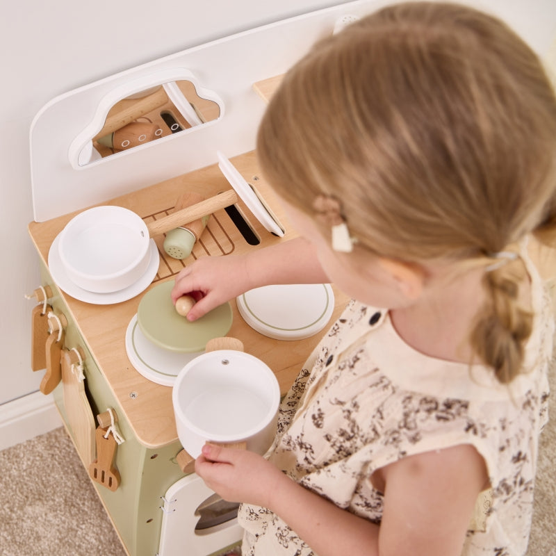 VIGA PolarB Grote Houten Keuken met Opklapbaar Aanrechtblad + Gordijnkast
