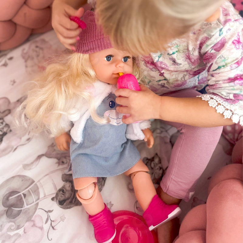 WOOPIE Speelpop met muts 43 cm + Accessoires