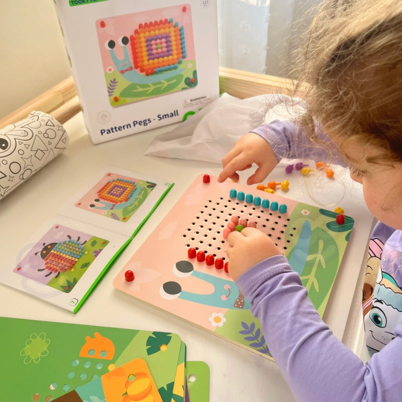 TOOKY TOY Puzzel met Prikpennen en Stekkers