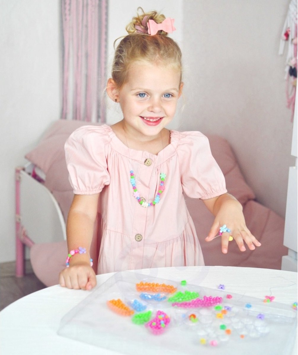 Sieradenmaakset - Armbandjes maken meisjes - Sieradenpakket - Armbanden - Oorbellen - Ringen