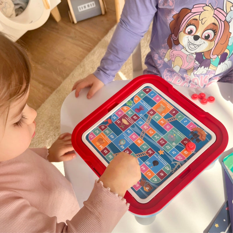 WOOPIE Speeltafel met 10 verschillende (Logische) Bordspellen - 65 stuks