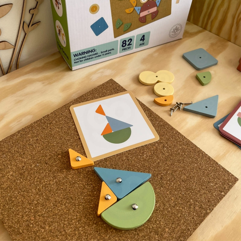 WOOPIE GREEN Houten Hamerspel met Spijkerbord – Puzzel met 20 Patronen – 82 stuks