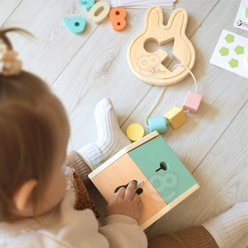 CLASSIC WORLD Pastel Baby Set Box - Eerste Speelgoed voor Leren van 12 tot 18 maanden