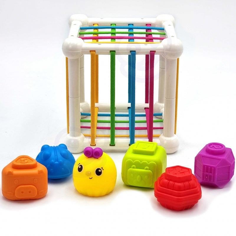 WOOPIE BABY Flexibele Sensorische Kubus - Sorteer dieren + Rammelaar 7 stuks