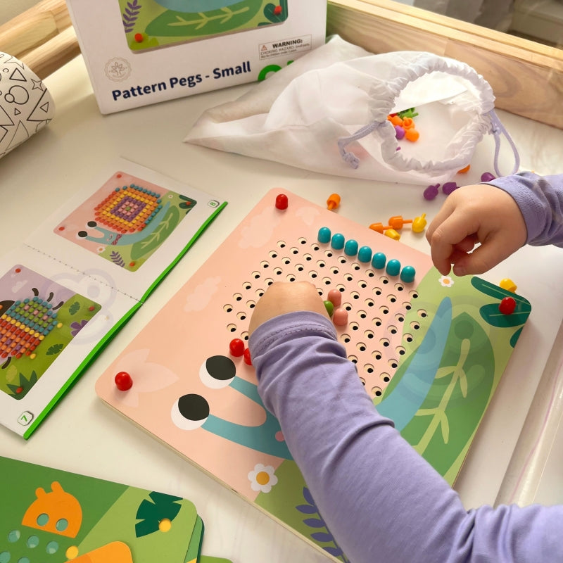 TOOKY TOY Puzzel met Prikpennen en Stekkers